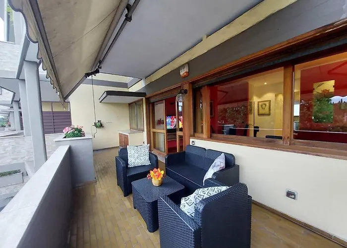 Lungarno 32 With Private Parking Florencja