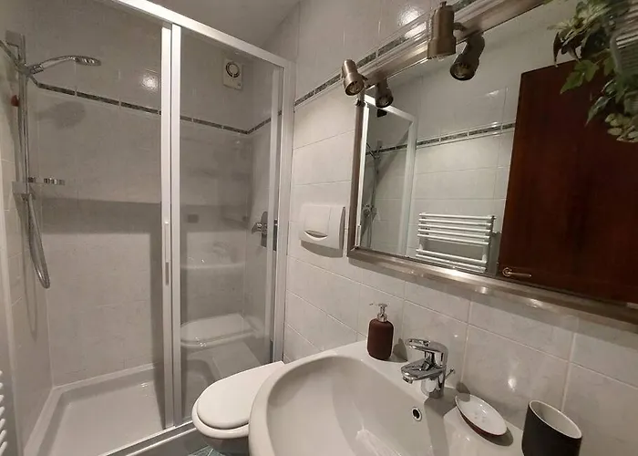 Apartament Lungarno 32 With Private Parking Florencja