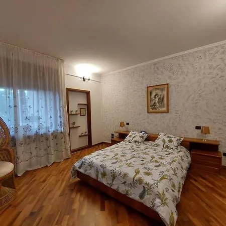 Lungarno 32 With Private Parking